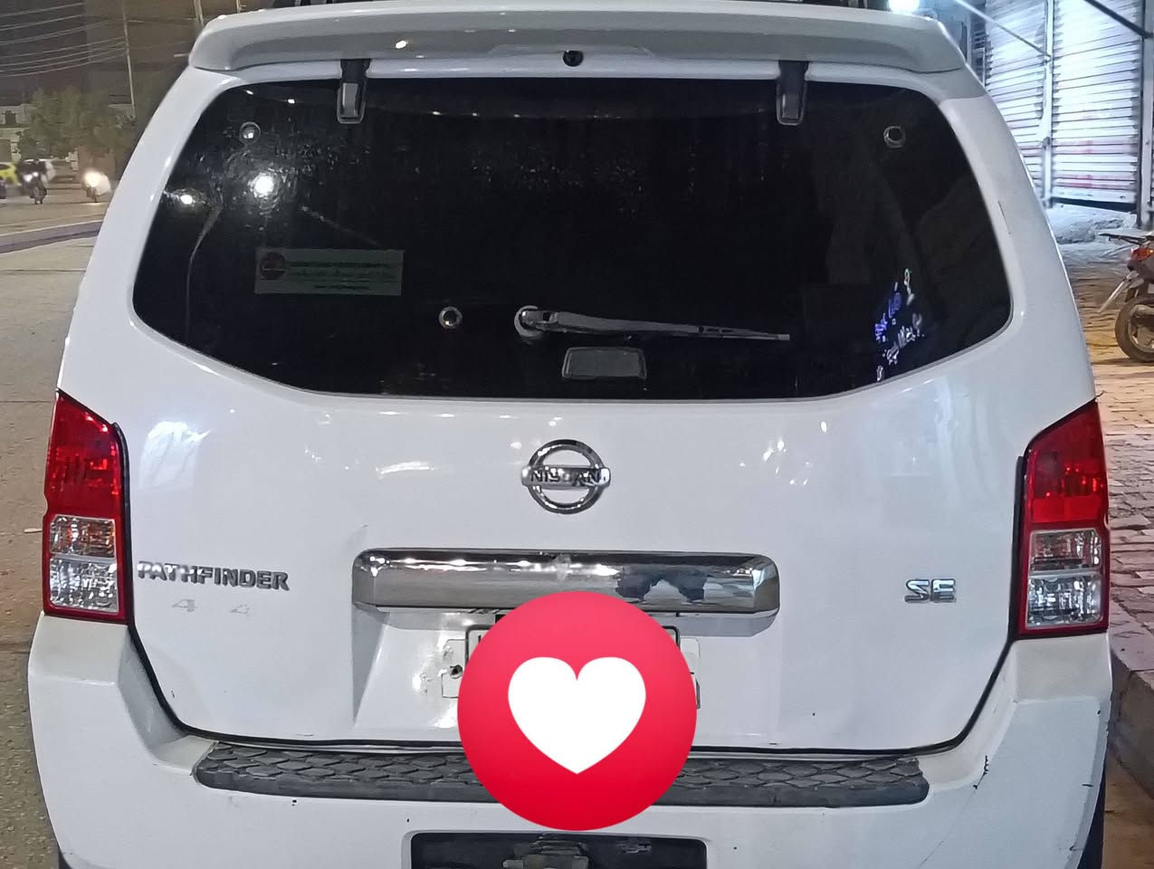 السلام عليكم
سياره باتفندر جاهزه من كلشي رقم بغداد اباسمي السياره موديل 2007 3قطع تبريد 7راكب محرك وكير كفاله تخم تاير تحكم ستيرن جهتين فتحه سقف حداديه جديده متصرف عليه بيه طخات وصبغ فقط بالهلال من جهتين مثل مموضح بالصور السعر 90وبي مجال قليل ***********
