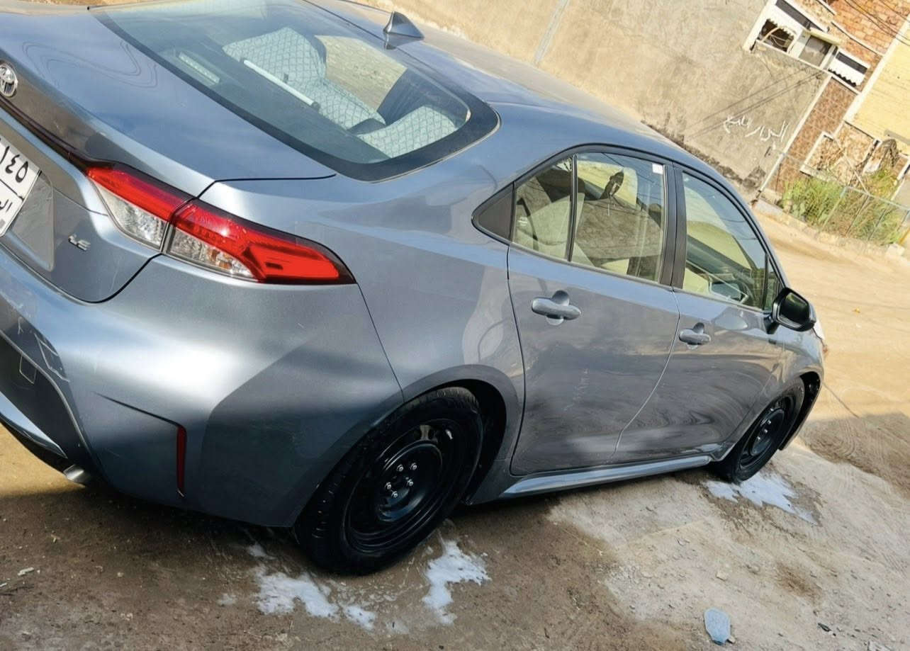 سلام عليكم كورلا 2021 Leرقم اربيل 
للبيع حادثها جاملغ و شوية من البنيد صور الحادث بلمنشور 
 سيارة ماشية 70 الف مكينة 1800 
وبيها جاملغ خلفي شوية صبغ و باب مبدل نفس لون مال صدر   السيارة محولبة كلها  مواصفات Le معروفة. اني ابيعلك واقع حال تريد عام شيعجبك حاضر اني صورها قبل لا تحولب هم ناشرها السيارة كير مكينة تبريد صدر تخم تاير كلة كفالة مكاني كرادة رقم *********** السعر 115 مجالها قليل
