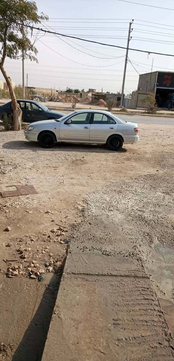 سلام عليكم صني مديل 2000
رقم بابل نكليزي 
كفاله سياره عد رشات صبغ اثر جرد جماليه 
مكينه الف و800
مكان السياره النجف العباسيه 
#السعر58بيه مجال 
***********
