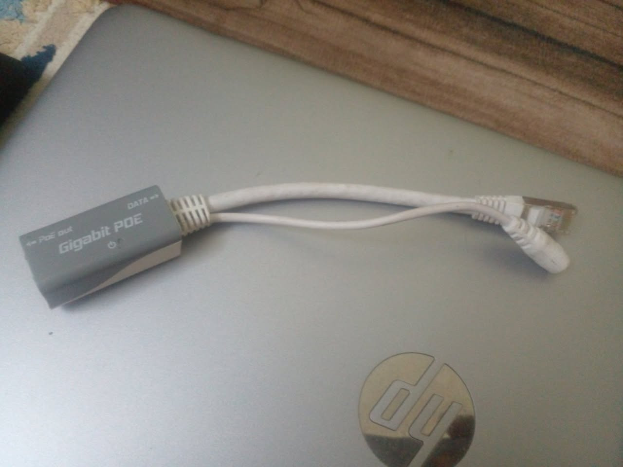 السلام عليكم غراض انترنيت للبيع قيم السعر اذا تفيدك في عملك ويصير خير المكان بغداد للاستفسار الاتصال بالارقام التالية *********** او *********** 
١. دش ٣٢ هيبر لنك عدد ١
٢. دش ٢٦ عدد ١
٣. راوتر بورد مايكروتك ٩١٢ عدد ١
٤. سويج هاب سويج نوع tp بورت عدد ١٦ عدد ١
٥. انجكتر ١ كيكا اصلي عدد ٤ 
٦. محولة ٢٤ اصلي عدد ٤
كل الاجهزة نظيفة وضمان شهر
