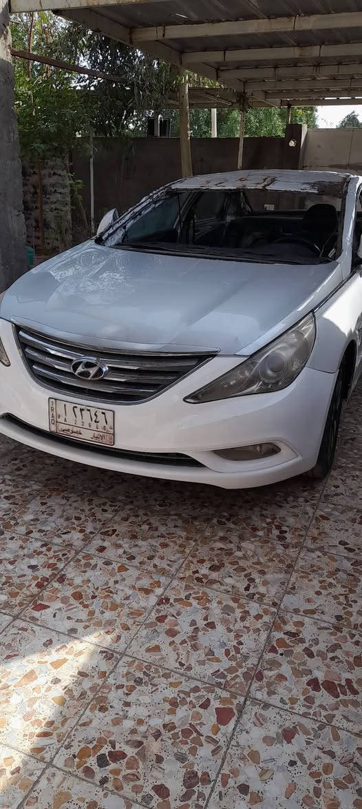 سوناتا مظلع موديل ١٠ مضروبه معمره ٧٠ %  رقم انبار مشروع وطني مكفوله محرك وتحويل ولباقي على المعاينه  سعرها ٥٥  رقم الهاتف *********** شغاله وتمشي
