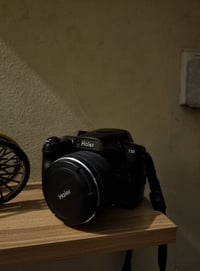 كاميرا هاير T30 نظيفة جدا مع البوكس وكامل الملحقات السعر 150 بيها مجال...