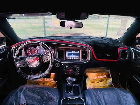 السلام عليكم
موديل  2019 الون مميز 
تفصيل السياره بل منشور 
حادثها خفيف 
السعر 219
استفسار عن السياره عن هذه الرقم ***********
مكان السياره بغداد
