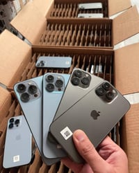 آيفون ١٣ برو ماكس • ٢٥٦ • ضمان ٣٠ يوم