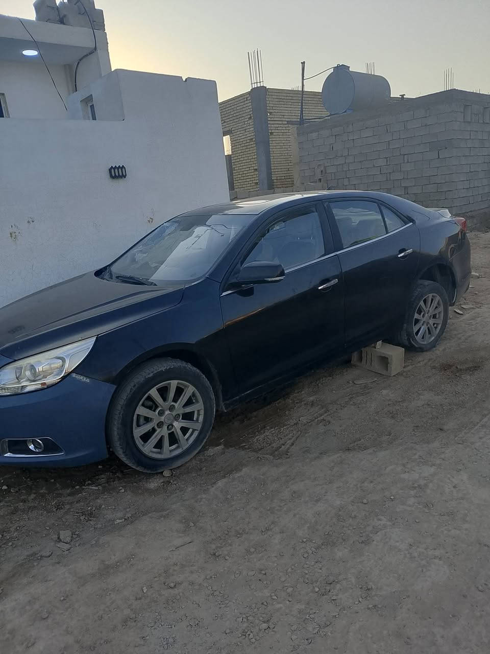 ماليبو مودل 2013 امريكي
بأسمي تحويل مباشر
مصبوغة عام 
 شافر ليت ماليبو صالون
البيع ع هذا الحادث واقع حال
الرقم 
***********
