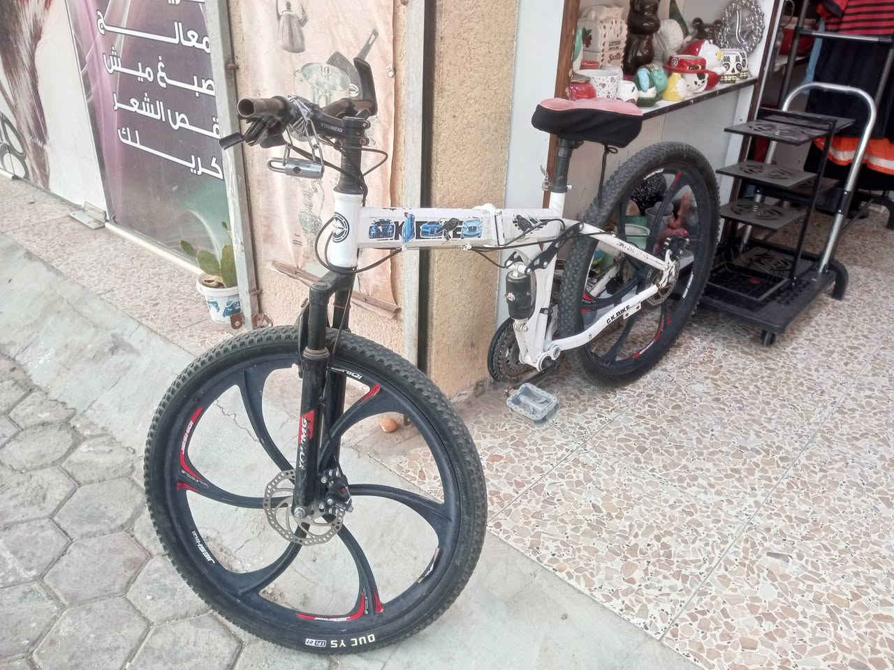 للبيع ب٨٠ وبي مجال


**إذا كنت صاحب هذا الإعلان وتريد حذفه لأي سبب، رجاءا أرسل رسالة إلى الدعم الفني**