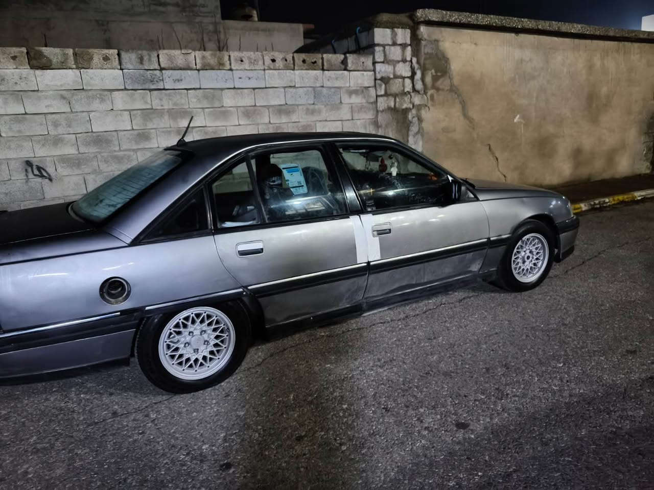 ‎ئوميگا موديل 93فول گير عادي سه نه وي 11مانگه به سه رچووه هه موگياني به شه رت  ***********‎ كركوك, العراق
