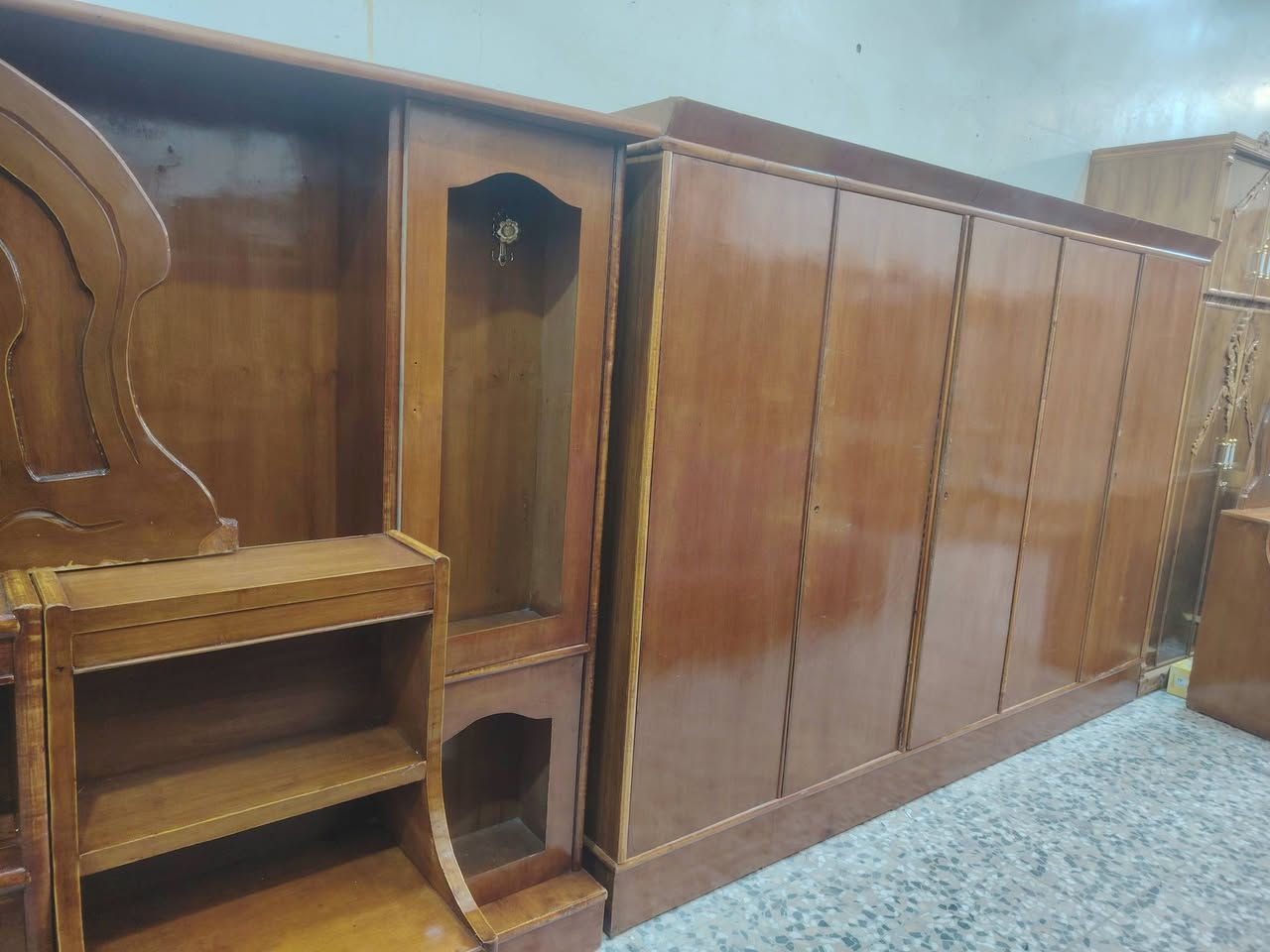 يا الله غرفه خمس طلاقات شغل تزكام درجه اولا شغل المجر
سعر ٦٠٠ ميسان المجر الكبير ***********
