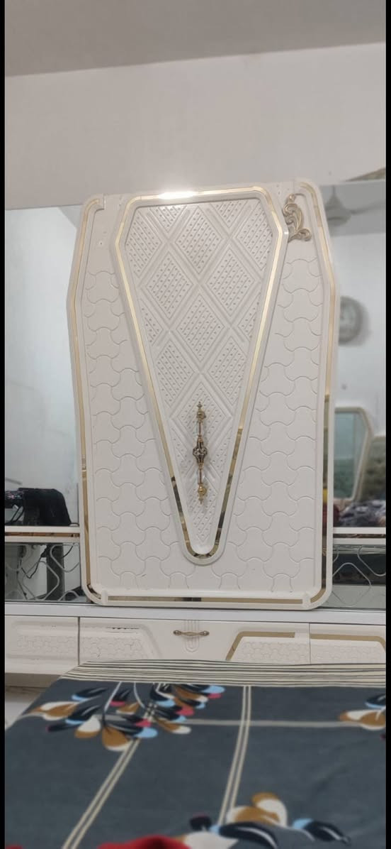 غرفه نوم نظيفه جربايه تزكام اي ضرر مابيهه
سعرها 550 وبيه مجال حي الميلاد للإستفسار *********** كربلاء, العراق
