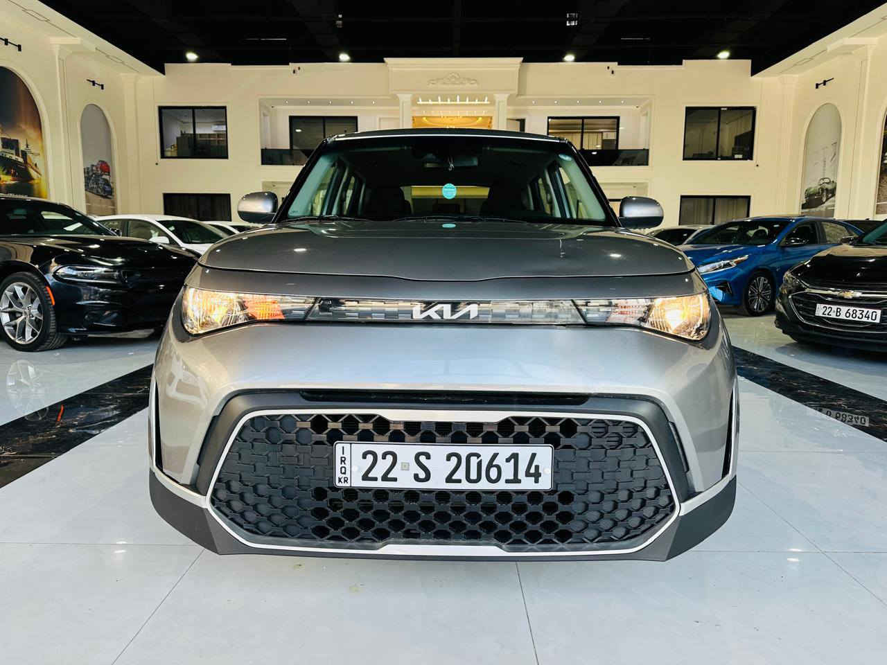 كيا صول موديل2023 سعر 162
2023 Kia Soul Lx
كيا صول الشكل الجديد 2023 
اللون سلفر 
السياره مرقمه اربيل - رقم وفحص وهزه وسنويه جديده لحد 2023 
محرك 2000 دوش 
- راديترات ومروحه وتبريد بلادي 
الضرر - بدون صبغ - فقط دعاميه امامي بدون دواخل 
. ايرباكات سليمه 100/100 
شاشة وكاميرا 
ورادار امامي وخلفي وجانبي 
حساسات امامي وخلفي 
تحديد مسار 
رقم الشاصي موجود مع الصور الحادث
الموقع - اربيل- معرض اربيل كارس 
السعر 162  ورقه 
للاتصال واتساب ☎️***********☎️***********
