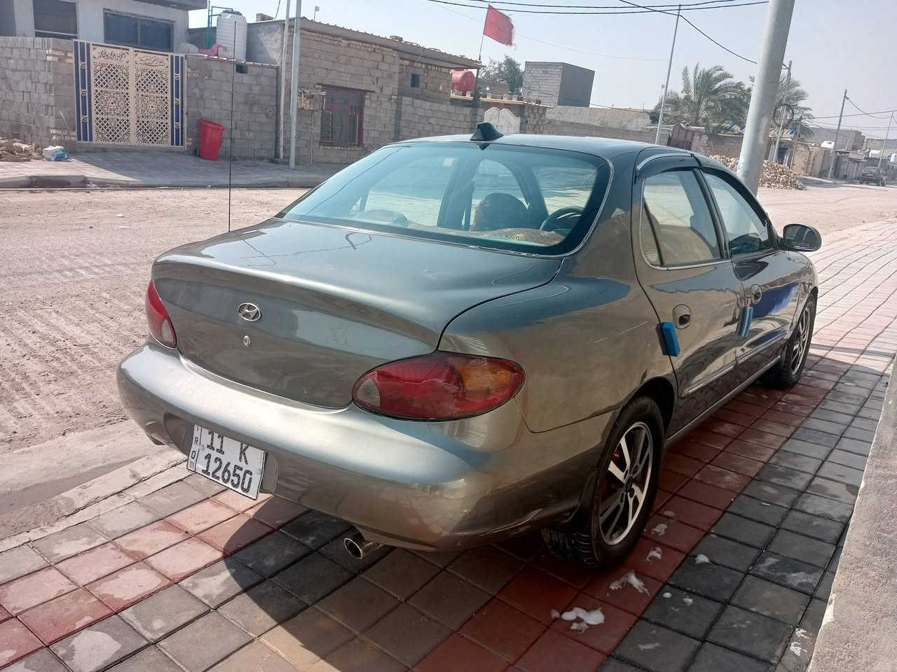 سلام عليكم النترة موديل 2000بسمي رقم بغداد انكليزي السياره مصبوغه جماليه شرط الفحص بيها نص الجاملغ لامامي وحافه البنيد بدون ايرباك السياره جديده كير محرك تبريد صدر تخم تاير كله مكفول داخلها بطاينها كله جديد مابيها قطره خياس السعر 55بيها مجال قليل حك جيتك مكانها الصويرة الستفسار *********** كير اوتو محرك 2000
