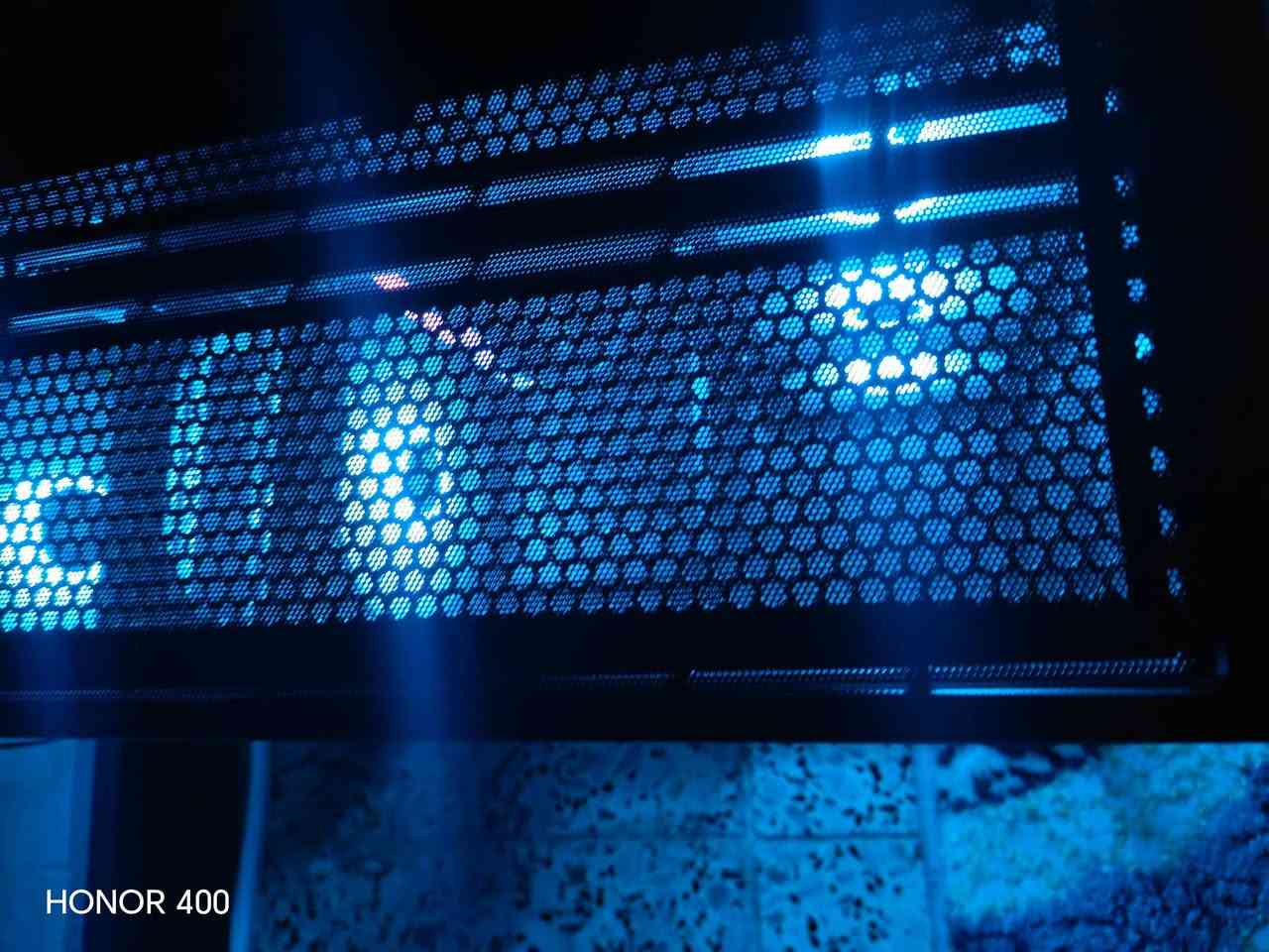 سلام عليكم شباب pc البيع  هذه رقم تلفوني ***********   
VGA RTX 5060 8GB PALIT DUAL FAN

CPU INTEL ULTRA 5 225F

B860 GIGABYTE MK

RAM 16GB DDR5 6000MHZ RGB LEXAR THOR NEW KIT/

500GB NVME M.2 GEN3 2100MB/S LEXAR NM610

650W 80+PLUS BRONZE FANTECH /

MNTOB MN-2000 FUSION ARGB AIR/COOLER

ANTEC CX300 BLACK

MONITOR ELSA EA241Q PRO 24INCH 144HZ OC 180HZ

0.5MS FAST IPS +SPK BLACK

UPS ONLINE 1KV GETX 2*12V/9AH

XG-1 TIGER KIT KB. MOUSE RGB

AULA S606 HEADSEAT RGB

DAHUA ROUTER +EXTENDER 300MB DH-N3
مو لحضه كله البيع هيه الميز وكرسي  ريده 2450 بيه مجال الشراي
