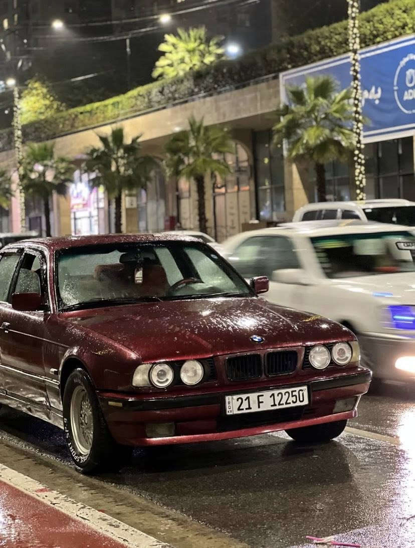 Bmw 525
مۆدیل 1990
سەنەوی و ژینگەی  تازەئە
٤ جام کارەبا
تەبرید سارد وگەرم
Abs
پێش پان
سعری  50$  مەعمەلە 
ئەدمین❤️
***********
