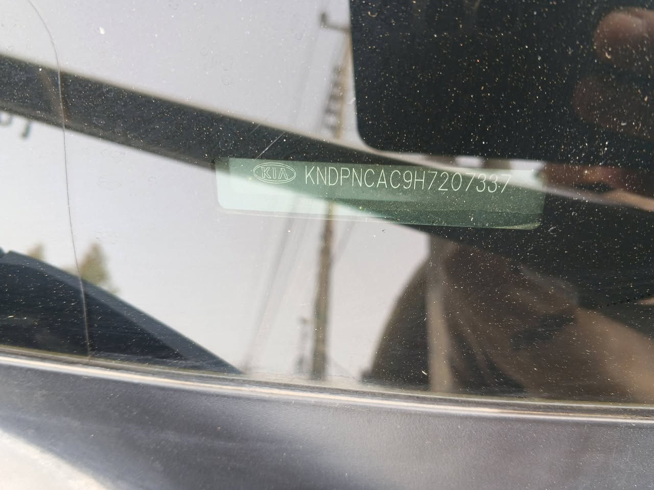 ‏اسلام عليكم سيارة سبورتج 17 أمريكي 2400 
‏سيارة بدون صبغ حادثه خشم الجاملغ صفحت اليمنة ومعدل بارد بدون صبغ 
‏فور ويل 
‏كشنات جلد 
‏تدفة بل كشن 
‏ارضيله جلد بعده جديده 
‏تخم تاير جديد وباتري جديد 
‏منضومت التبريد كله مبدلة جديدة تبريد ثلج 
‏موصفات نص فول سيارة صارله عندي سنتبن خير من لله بعده بحالتة الشريكة كلهة على البلدة صدر خلفي امامي جديدة نقص برغي مابيه مال جناي 
‏مكان السيارة بغداد بسمي السعر 160 وبيه مجال بصيط 
‏رقمي ***********
