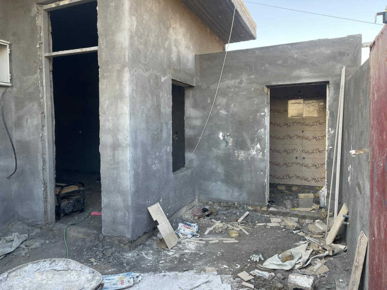 هيكل زراعي للبيع مساحه١٥٠م واجهه٩ونزال ١٦.٧٥في منطقه الصخيين يبعد عن شارع ١٥٠م
بناء بلوك شمالي وسقف كونكريت واساس صب 
يتكون من غرفتين وصاله ومطبخ وصحيات داخليه وخارجيه واستقبال بناء جديد وشغل مرتب 
السعر٤٤مع مجال 
 او اتصال بالأرقام التأليه 
***********
***********
للمزيد من المعلومات يمكنكم التواصل معنا 
على صفحة الفيس بوك ( الامل للعقار) 
للمزيد من العروض على الفيس بك 
https://www.facebook.com/profile.php?id=100087963616783&mibextid=2JQ9oc

للمزيد من العروض على حسابنا التيليجرام (الامل للعقار)
https://t.me/ameralkabe

للمزيد من العروض على حسابنا الواتساب (الامل للعقار)
https://chat.whatsapp.com/GRFrcEXw0J88CVE83bhb8v
