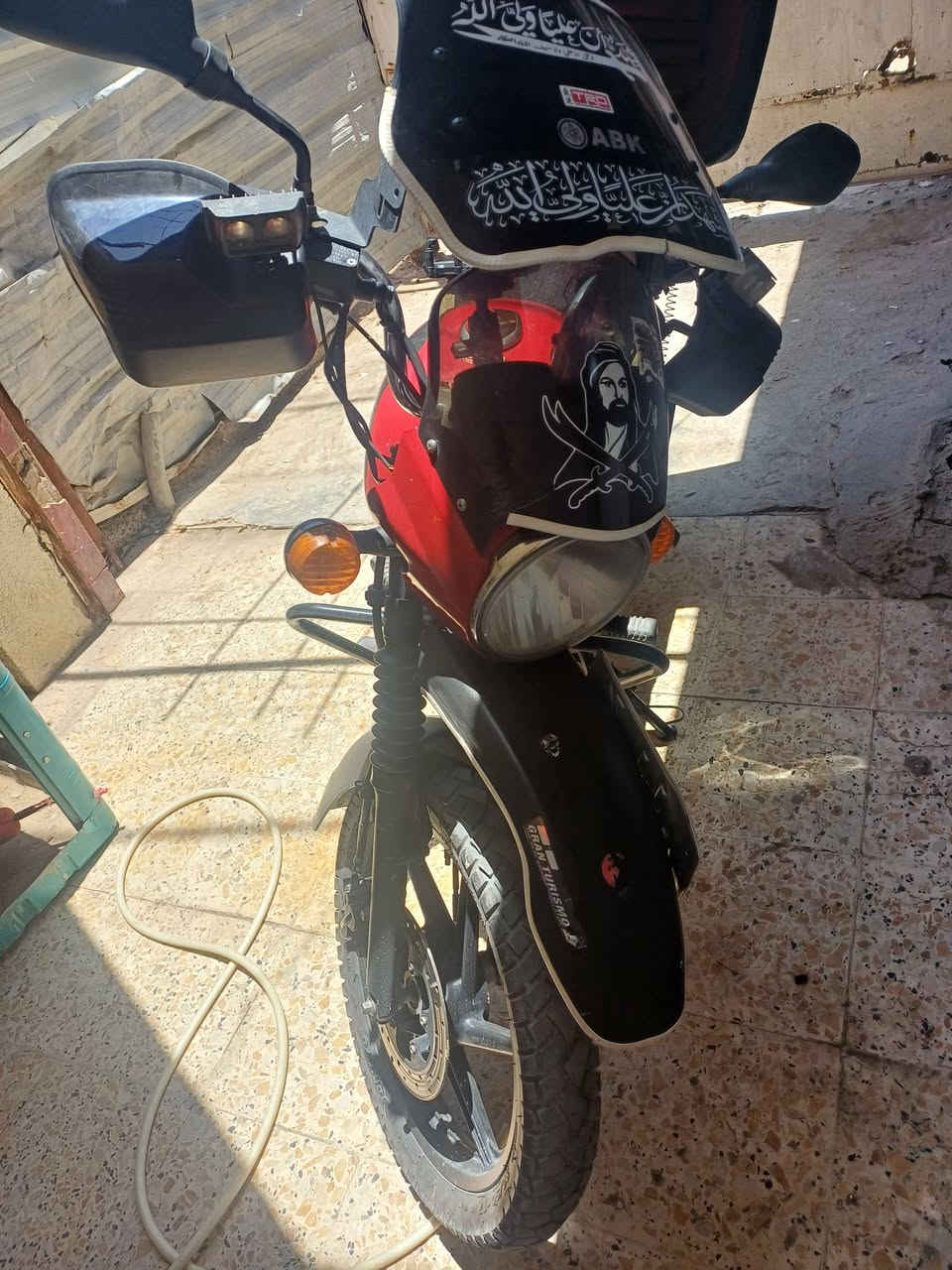 بوكسر موديل 22مرقم ب ملونين وبيهه مجال قليل رقمي ***********
