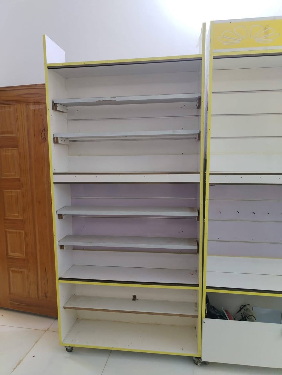 الفاترينات وميز للبيع بسعر مناسب جدا
سعر ع خاص
مكان طويريج


**إذا كنت صاحب هذا الإعلان وتريد حذفه لأي سبب، رجاءا أرسل رسالة إلى الدعم الفني**