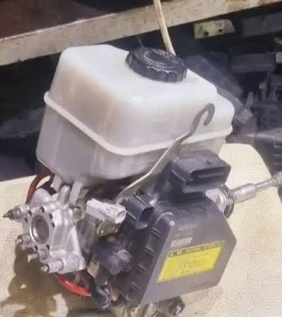 السلام عليكم ورحمة الله
جمعة مباركة
فيتر. لاندكروز _لكزس _برادو - FJ 
 وحداد صدر وصيانة APS

العنوان بغداد السيدية

اي استفسار اني حاضر

اخوكم مصطفى الحلفي

***********
***********
