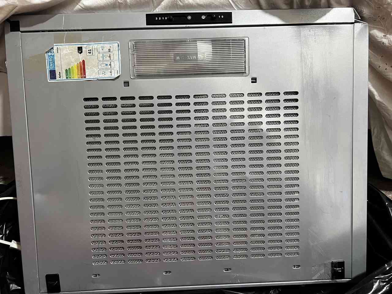ساحبه كلش جديده غير مستخدمه شتريته وماصار قياسه عل الكاونتر ماخذته 75 
سعره 50 حاليا
العنوان التنومه


**إذا كنت صاحب هذا الإعلان وتريد حذفه لأي سبب، رجاءا أرسل رسالة إلى الدعم الفني**