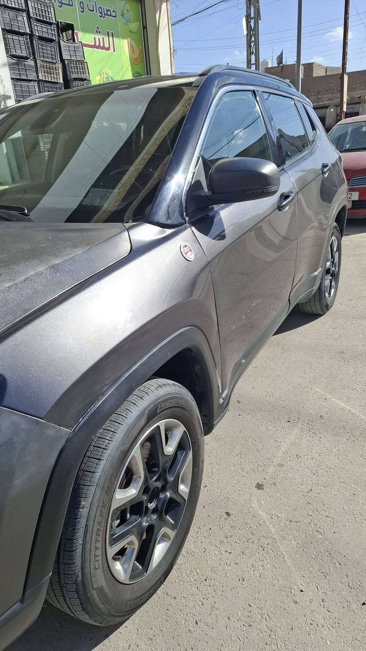 جيب كموباس موديل 2018 محرك 2.4
ذي قار #الناصرية مركز 
حادثها بالتعليق 
السعر $130 وبيها مجال


**إذا كنت صاحب هذا الإعلان وتريد حذفه لأي سبب، رجاءا أرسل رسالة إلى الدعم الفني**