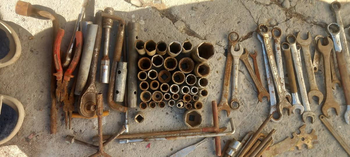 عمي هذني الغراض شكد ماتدفع بيهن بالعافية عليك ***********
بغداد الكرخ
