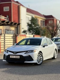 كامري LE • ١٣٠٠٠ كم • حادث امريكا