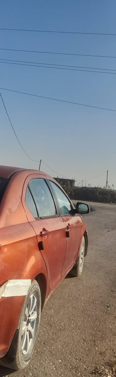 السلام عليكم ورحمة الله 
كريت ويل فولكس ٢٠١١ سيارة جاهزة خير من الله حداديه بيهه جاملغ صبغ ودواير 
صدر كهربائيات كير تخم تايرات  محرك بي تفيلس 
بيع نقد قصد  ***********
المكان . بغداد.  بسماية بغداد, العراق
