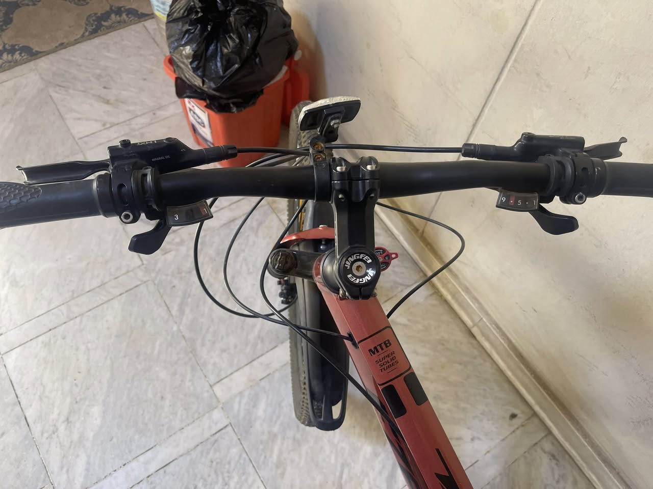 بايسكل ايزل نظيف واستعمال قليل بريكات دهن حجم 26 السعر 120


**إذا كنت صاحب هذا الإعلان وتريد حذفه لأي سبب، رجاءا أرسل رسالة إلى الدعم الفني**