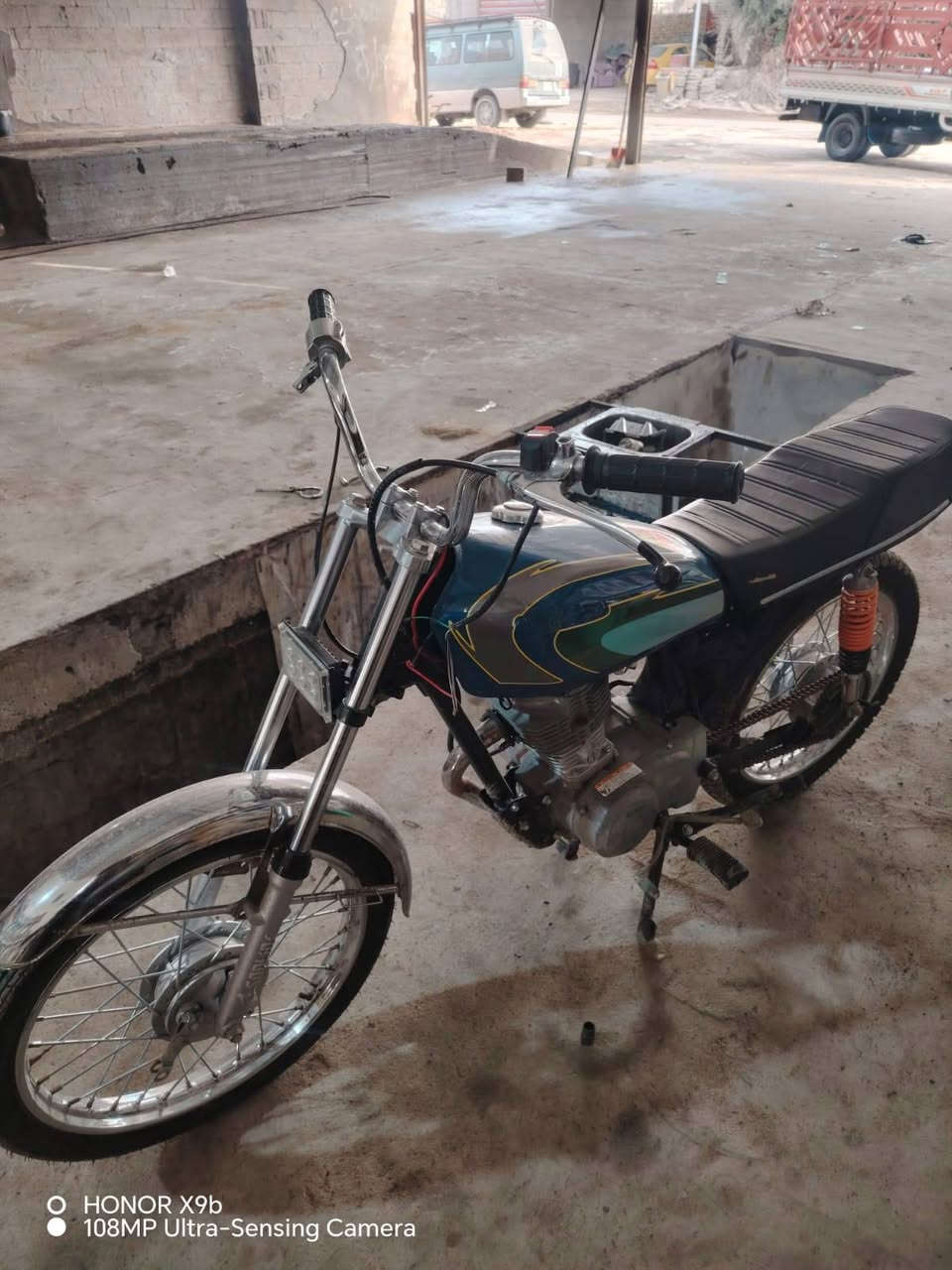 السلام عليكم دراجه للبيع وهذا الرقم***********
