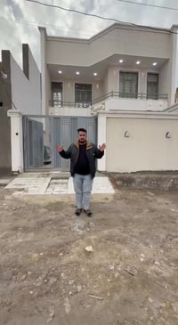 بيت طابقين • ٢٠٠م • شارع المهندس