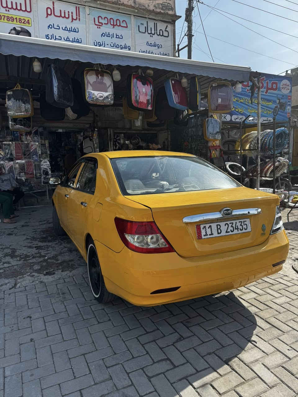 السلام عليكم BYD F3 2011
مصفرة غرامات وهيئة گير عادي 
كير ومكينة كفالة غرفة نظيفة
حدادية كلها جديدة تايرات نظيفة
مكفولة كير ومكينة صبغ باب الصدر وجاملغ خلفي السيارة ناصبة وكلش حلوة وجاهزة للجناي السعر 55وبيها مجال
مكاني تقاطع الدرويش 
***********
بي واتساب هم
