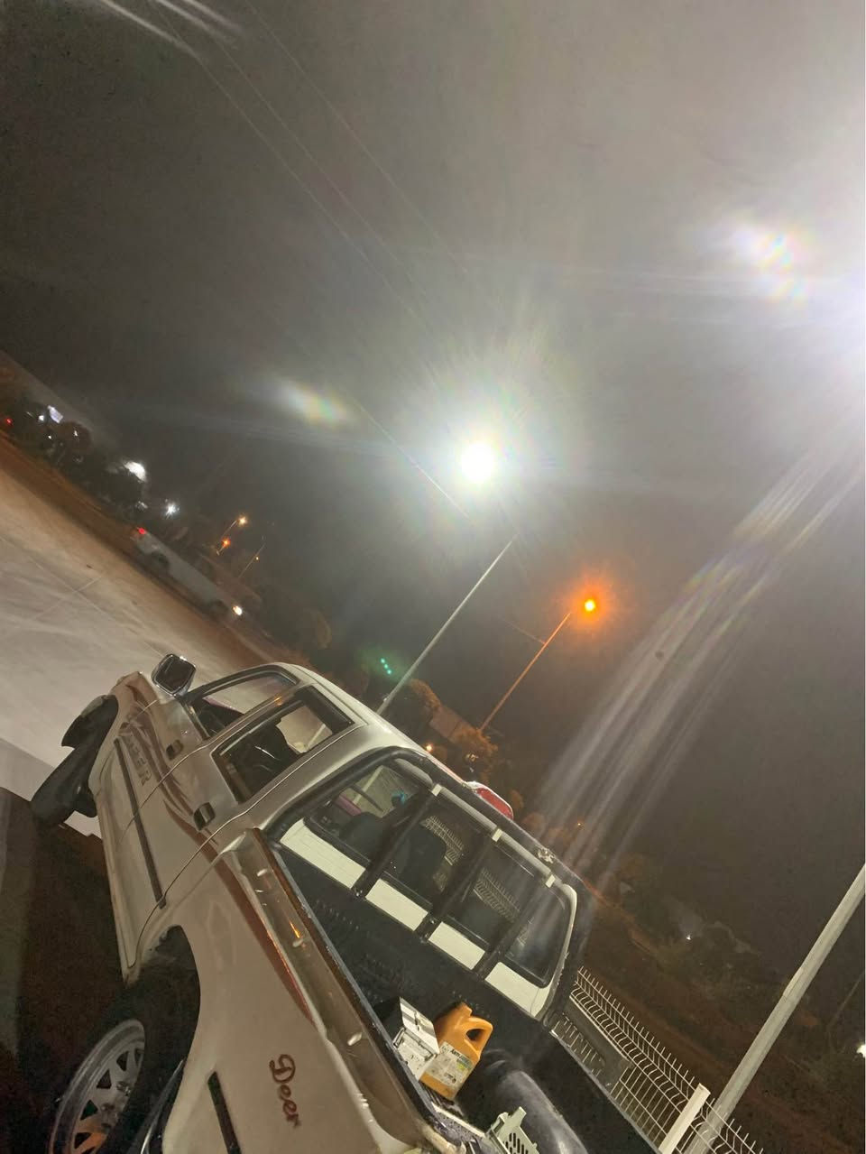 Deer 
بۆفرۆشتن 
٢٠٠٧
گئڕو مەکینەو کارەبای بەشەرت 
ماڵی دۆستە 
دینار مەسرەفی  تئدانیە 
چوار تایەی لۆکی لەسەرە 
*********** Singapore
