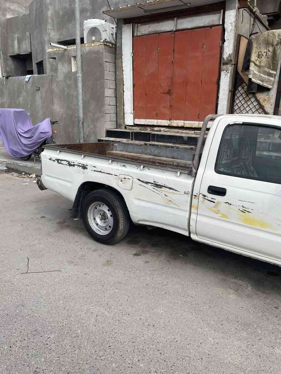 السلام عليكم تيوته جمرة مديل2000كير ومحرك اوتماتيك سنوية السيارة ل29 رقم ذيقار راعيها بالبصرة ومكاني بصرة السيارة 5حلقات تخم تاير جديد السعر (60)وبيها مجال هذا رقمي والشراي يخابر ما متواجد على الفيس ***********
