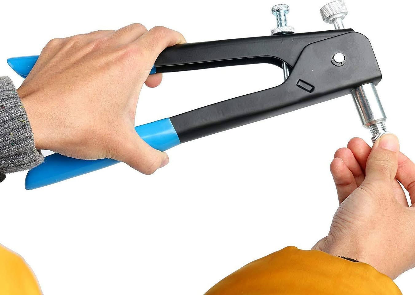 كابسة تونك صامولات يدوية تكبس صامولات براغي على بليت من حجم 3 ملم لحد 8 ملم كاملة ملاحقتها علبة جودة ممتازة
سعر: 23 الف
*********** واتساب
