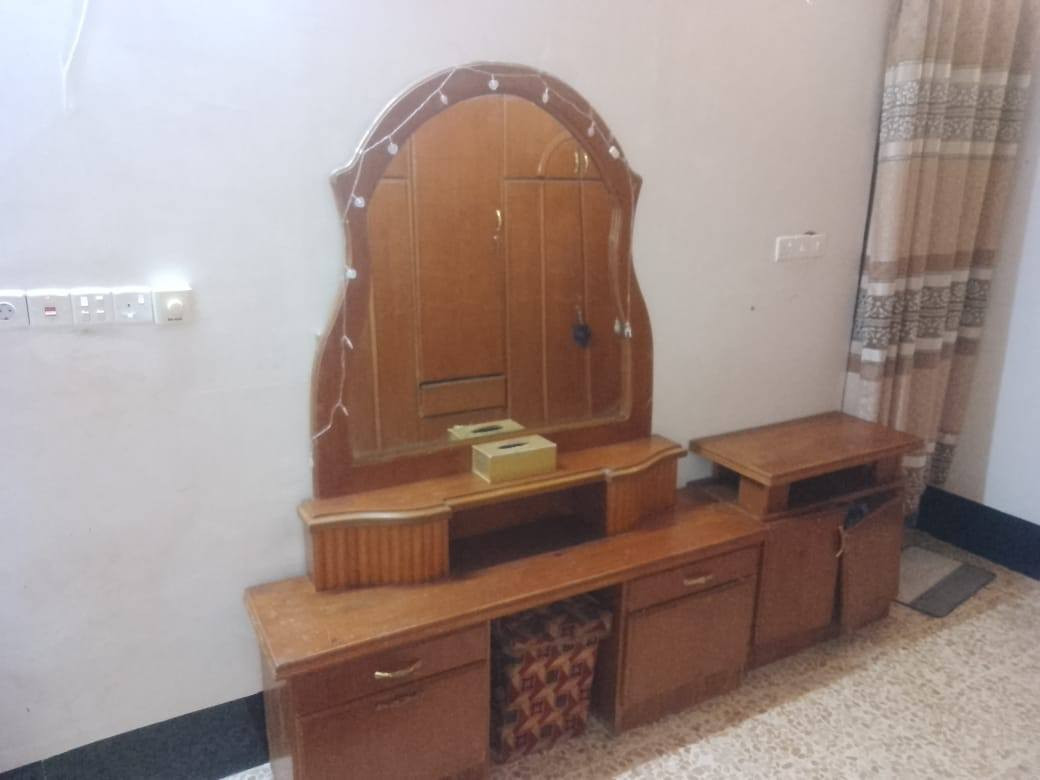 غرفة نوم 💤 خشب صاج ثقيل 5 ابواب ملحق.. السعر 600 بيها مجال للطيبين  ..
عنوان يارمجة الشرقيه


**إذا كنت صاحب هذا الإعلان وتريد حذفه لأي سبب، رجاءا أرسل رسالة إلى الدعم الفني**
