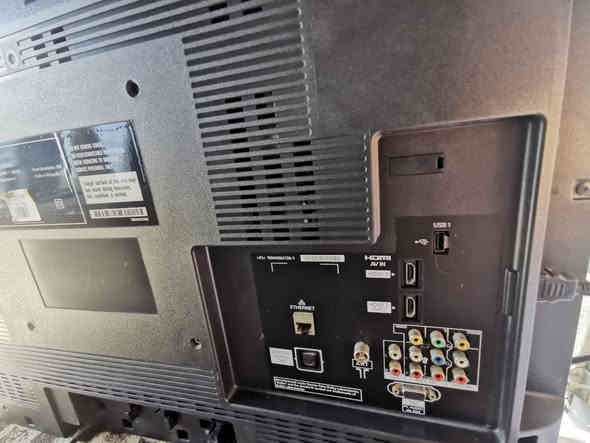 سلام عليكم عندي شاشه نوع بنوسونيك ماليزي اصلي حجم 32 بدون نت نضيف السعر 55 الف البياع حي الرساله الأولى قرب مدينة العاب الكرخ تلفون ***********
WhatsApp +964***********
