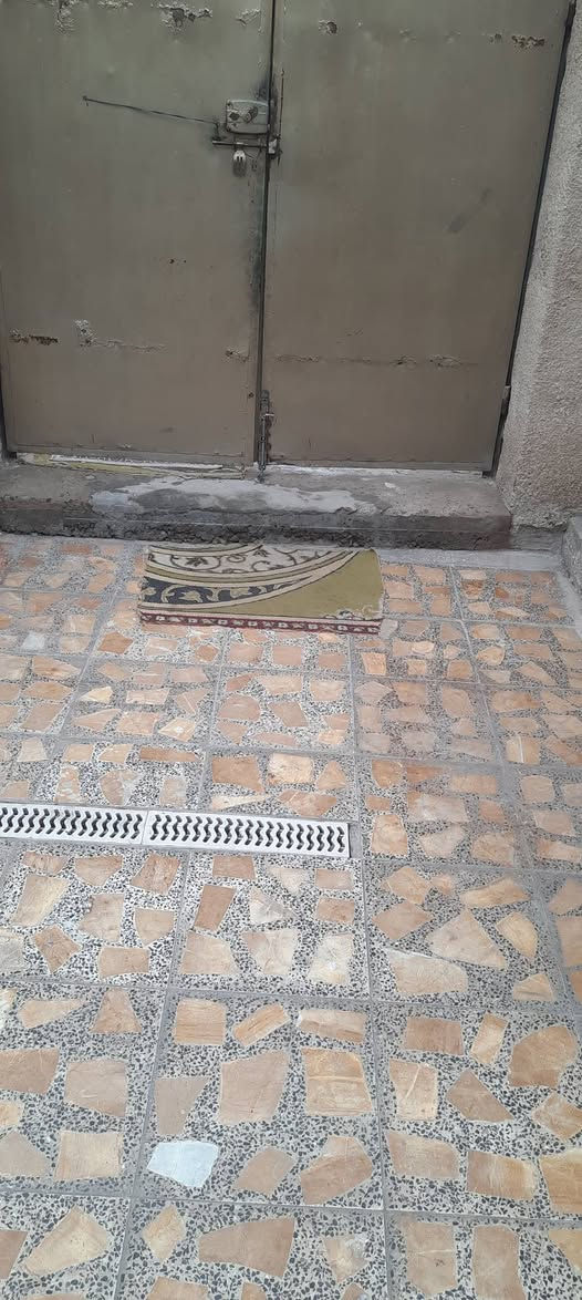 دار للبيع مساحه 125 منطقه حي السفير 72 وبي مجال***********
