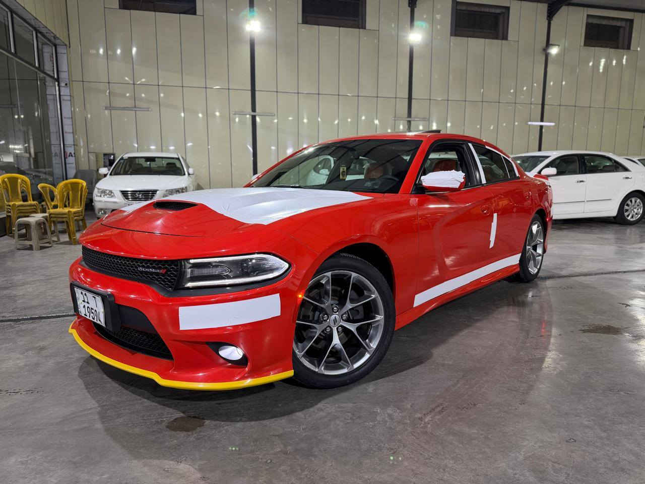 السلام عليكم جارجر ٢٠٢٠ GT خليجي
وكاله (ليث العبيدي)  ماشيه ٣٠ الف جدبده جدااا
كفاله من صبغ وضربه
فتحه
كشنات جلد حضن
شاشه
كأمره خلفيه
شفتات ستيرن
نضام سوبر تراك
حساس خلفي
ويل ٢٠
تشغيل عن بعد
لايت زنون
رقم بغداد بسمي
للتصال***********
مكان سياره بغداد معارض البياع
