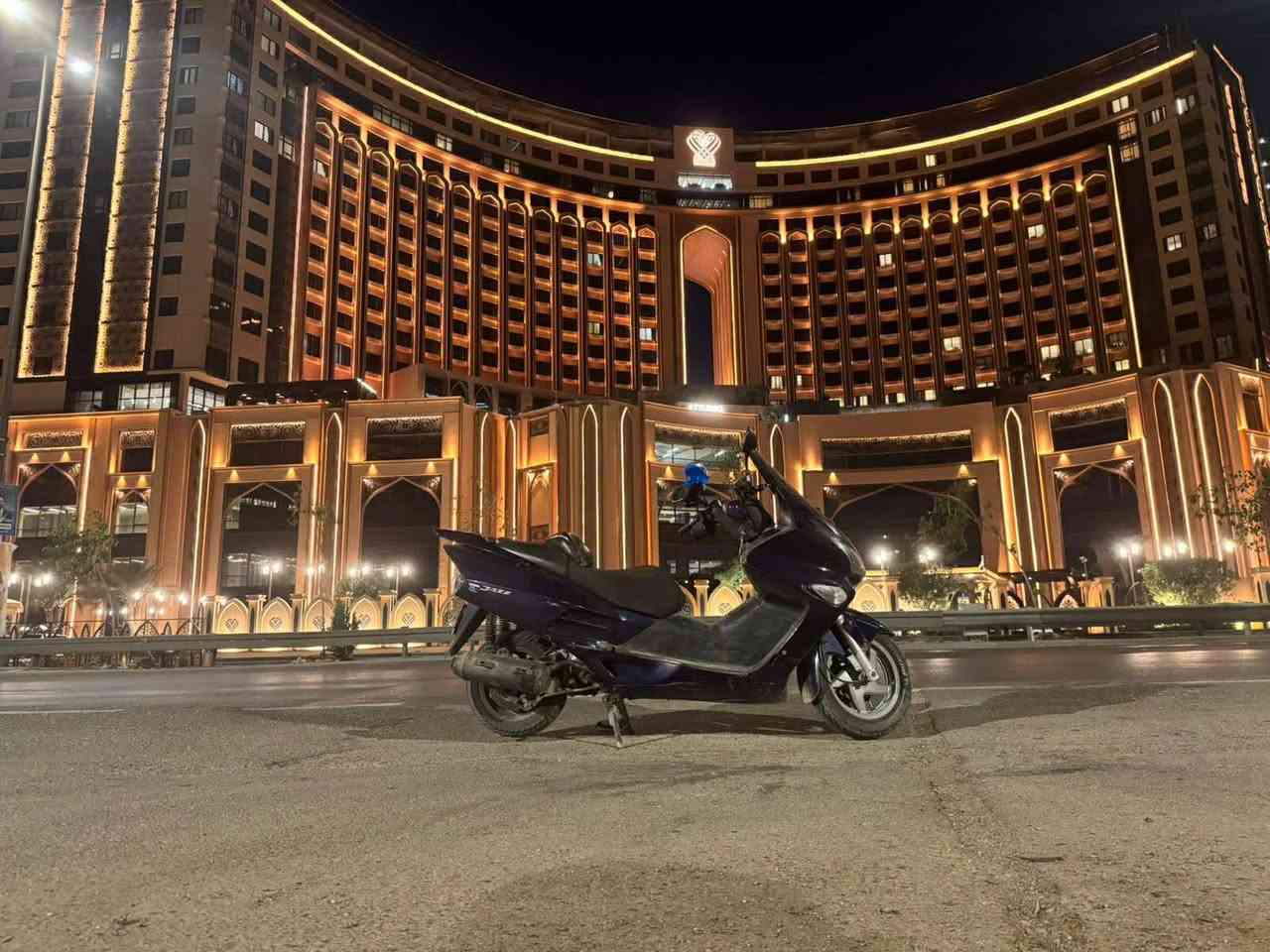 السلام عليكم دراجة للبيع سكنس فحل رمبه بلاديه كلة شغال سلف هندر كهربائيات اشاير لايت كلة شغال تخم تايرات جدد دهن جديد جيب فيتر وفحص عنوان بغداد مدينة الصدر مقابل مطعم ليمونه للإستفار )***********
