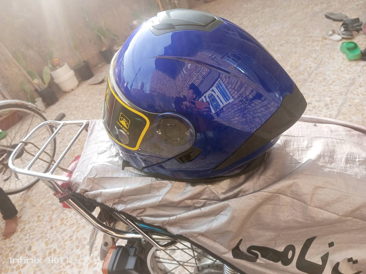 اريد 50,000 وبيها مجال774 689 8853 وهذا رقمي بس واتساب شريحه ما يشتغل
