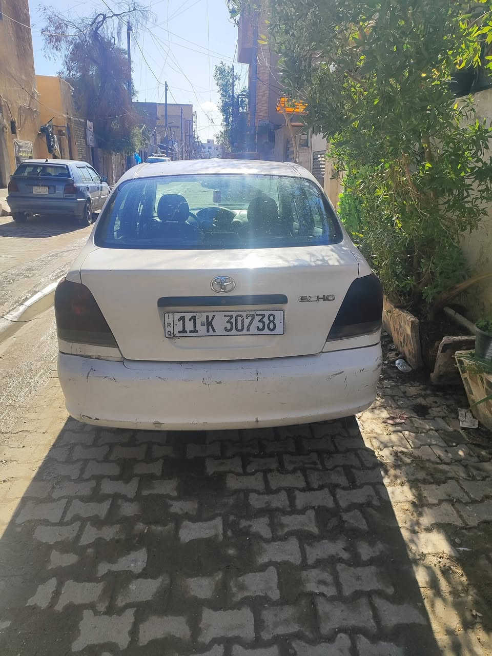 السلام عليكم تيوتا ايكو وارد خليجي موديل ٢٠٠٣
هزه جديده السيارة بلاديه بأسمي 
سنتر لك 🔒 
تحكم مري
بلكات جديده 
نوزلات جديدة 
مجاول جديده
قايش جديد 
باتري جديد 
اطارات جديده فقط واحد متضرر
النواقص تبريد + جبنة الكير ..
عنواني بغداد المنصور/ مطار المثنى مجمع دار السلام 
***********
السعر 52$
