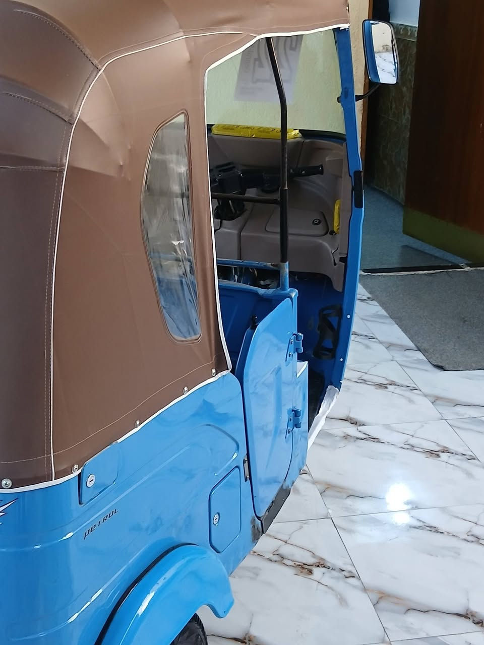 سلام عليكم تكتك22اوراق البيع كشرته كفاله وكيل سيد خلدون
التصال***********
