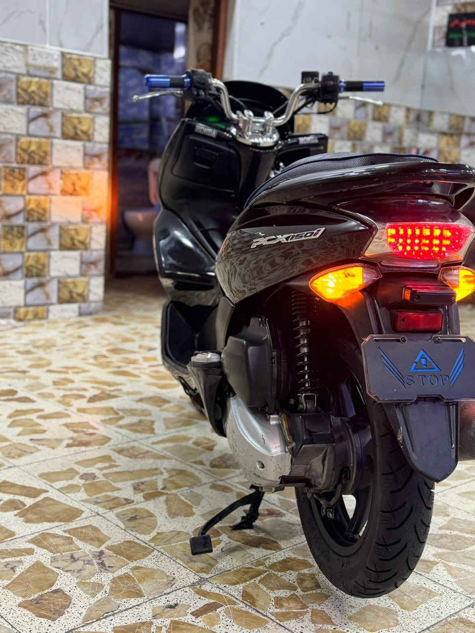 سلام عليكم PCX جيل اول ياباني

مكفوله من التاير للتاير شرط كفر ومكينه بلادي 

ماشيه30الف ☑️ 

مكينه 150☑️ 

حساس زدحام ☑️

حساس ستان ☑️ 

مابيه اي نقص شرط المكينه اذا مفتوحه ترجع الدراجه السعر مليون300 وبيه مجال بغداد الكرخ الصالحية 👌
رقمي*********** ماسنجر ممتواجد
