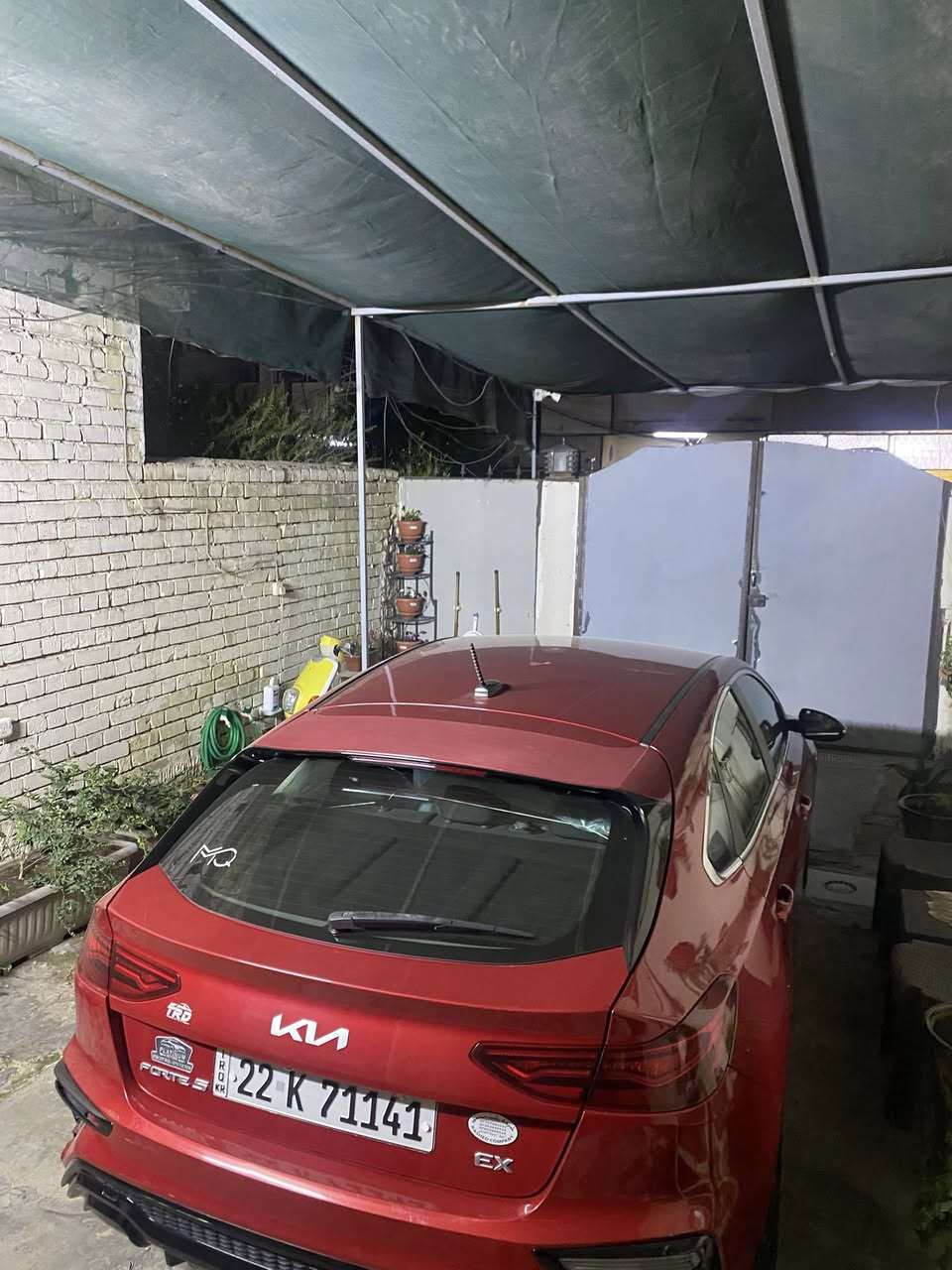 سلام عليكم كيا فورتي 2022 هاتشباك سيارة تخبل وجديدة ماشية ٥٠ الف ميل رقم أربيل تحويل او وكالة مواصفات EX مكينة ٢.٠ دوش كير cvt دبل براد المرغوب حادثها مثل ماموضح بس الدعامية الامامية السعر ١٥٨ وبيها مجال مكاني بغداد الغزالية رقمي ***********
