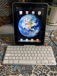 ايباد Air2 وكيبورد شغالل للبيع السعر 40للاستفسار 07759257653