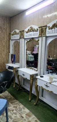 مرايات عدد ٣ قطع كلهن اب ١٧٥ الف بغداد حي القاهره ٠٧٧٢٢٣٢٢٠٠٧