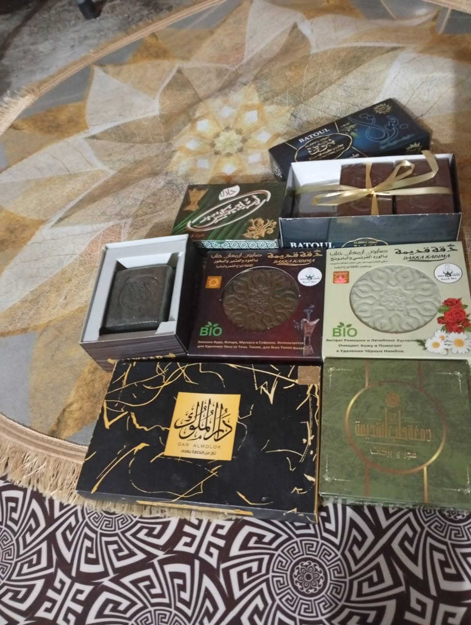 متوفر صابون حلبي عشبي علاجي ماركه عالمية طبيعي 100 بل 100 عندي أنواع الصابون العشبي الحلبي ارقى أنواع الصابون العشبي للشعر والجسم افضل واجود أنواع الصابون العشبي الحلبي مكاني جلولاء منطقة الطليعة وتوصيل..../ ***********/للتواصل رقمي
