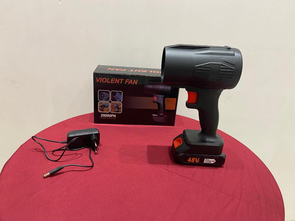 السلام عليكم 
بلور هواء مثل مموضح أمامكم نوعيه حلوة دفع هواء قوي بطارية بقوة 48v 

*********** واتس اب
