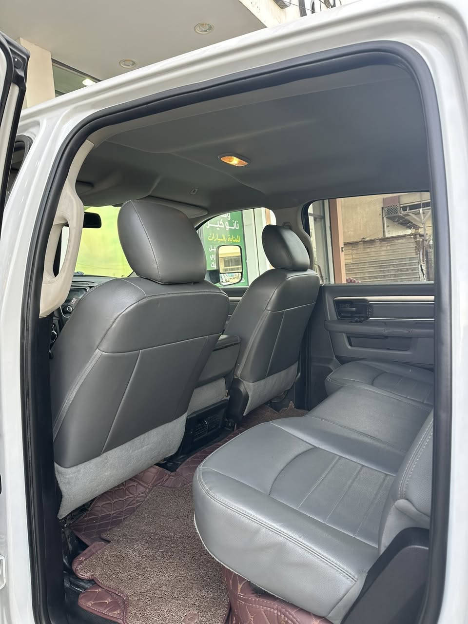 رام للبيع
سعر 120 ورقه

ادوات بدون اصوليات 

موديل 2019

محرك 5.7 

حاله السياره جيده  خدميه

عليها منظومه غاز    14 الف تمشيك سبوع

السياره حادثها بالويل الامامي اني مدخلها 

وارد كندا

مكاني بصره

***********
