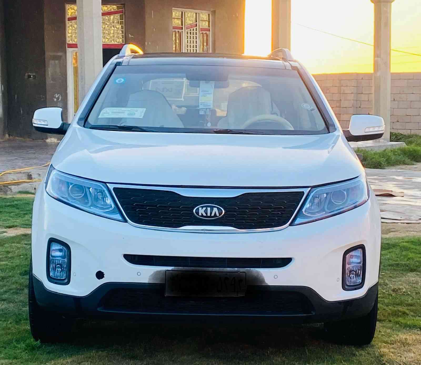 السلام عليكم ورحمة الله وبركاته 
#سورنتو_فول_مواصفات
▪️ الموديل: 2015
▪️ وارد: خليجي 
▪️ رقم: دولي الجديد 
▪️ادوات متومه شرط الحاسبه
▪️ كفاله عامه من الكص والضربه والسرقه والعشائر
#كير_مكينه_كارتون
🔧 الحالة:جيده جدا 
صدر جديد امامي خلفي 100/100
🛞 التايرات: جديدة (أمامي + خلفي)
❄️ التبريد: ثلج
سياره جاهزه من كل شي شرط على اخر حبايه
#الناصريه_النصر
💰 السعر:85 بيع او مراوس
📞 الاتصال:***********
